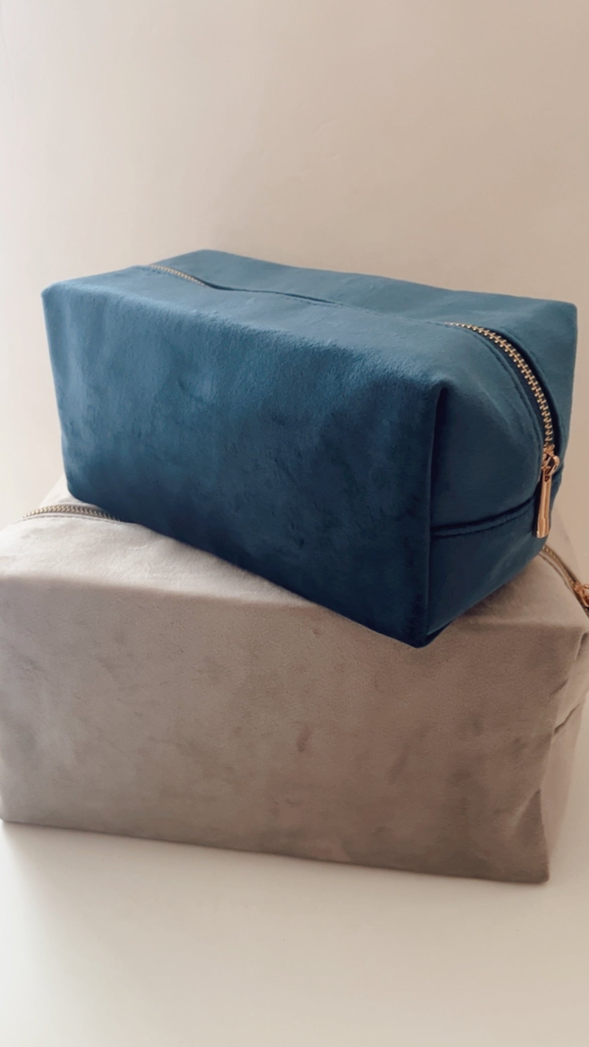 Velvet Cosmetic Case