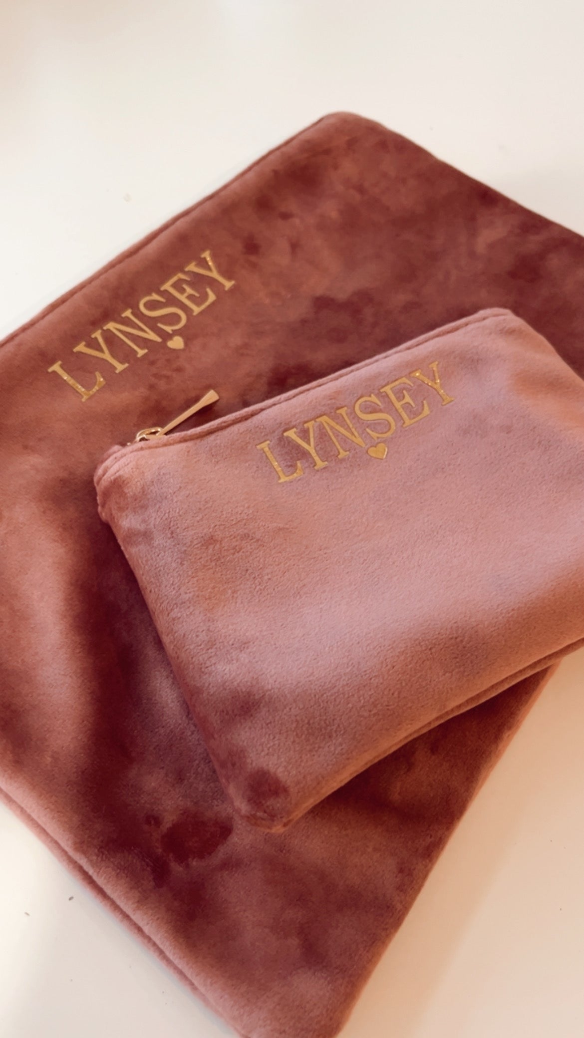 Velvet Accessory Bag Arial Font